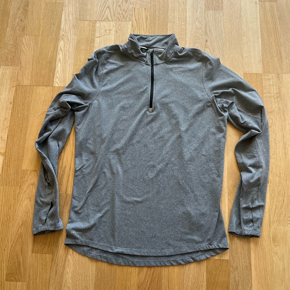 Nike Dri-Fit Athletic Half-Zip Long Sleeve - Size Small *New Condition*